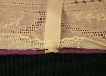 Easy Felt Crafts Handkerchief Valet pin ribbon to felt