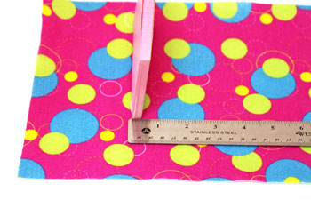 Easy Felt Crafts Notepad Cover2 step 3 measure thickness