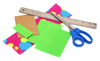 Easy Felt Crafts Notepad Cover2 step 4 cut felt and cardboard
