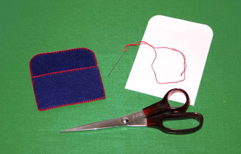 Easy felt crafts business card holder step 4
