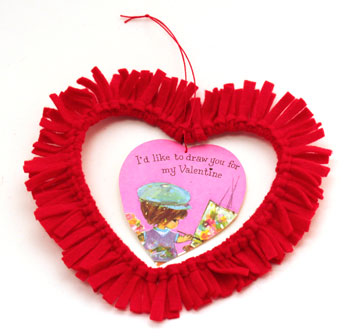 Easy felt crafts fringed felt heart large with valentine in middle
