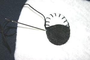 Easy felt crafts tooth pillow sew around eye shape