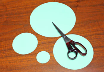 Folded Paper Circles Christmas Tree step 1 cut shapes