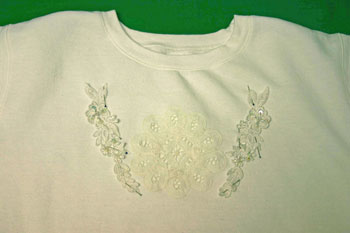 Frugal-Fun-Crafts-Sweatshirt-with-Battenberg-Lace-stitches2