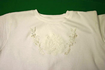 Frugal-Fun-Crafts-Sweatshirt-with-Battenberg-Lace-Stitches3