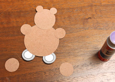 Paper Circles Teddy Bear step 9 glue dark leg circles