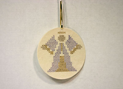 Easy Angel Crafts - Pen-Pencil Cross Stitch Angel finished and hanging
