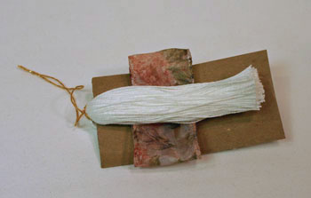 Easy Angel Crafts - Yarn Angel - Insert ribbon between yarn halves