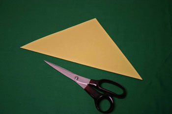 Easy Christmas crafts - folded paper Christmas tree fold corner to corner