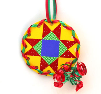Paper Quilt Patch Ornament step 18 hang decoration to display