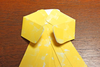 Paper Shapes Angel step 7 bend arms at elbows
