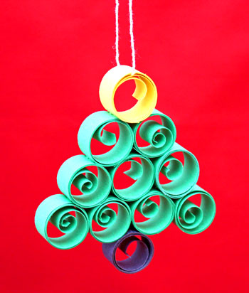Quilled Paper Christmas Tree Ornament another finished version