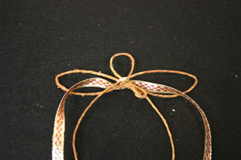 Easy Angel Crafts - Wire Angel - wrap ribbon through wings then back to the front