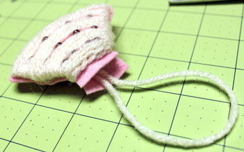Yarn and Felt Scallop Ornament step 21 insert yarn loop